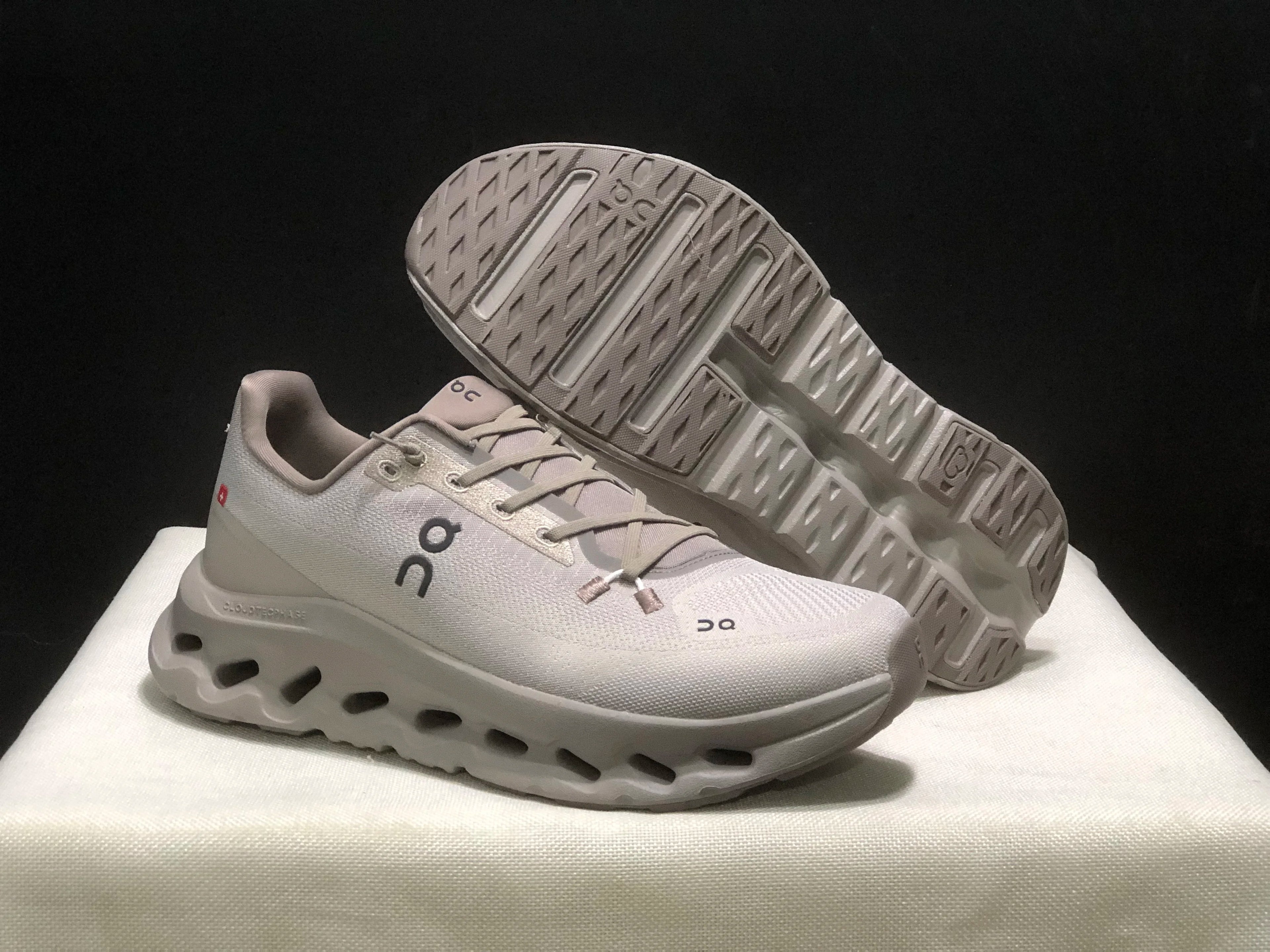 Running Cloudtilt Lightweight Wear-Resistant Comfortable Versatile Outsole Unisex on Cloud Men's Walking Style Shoes