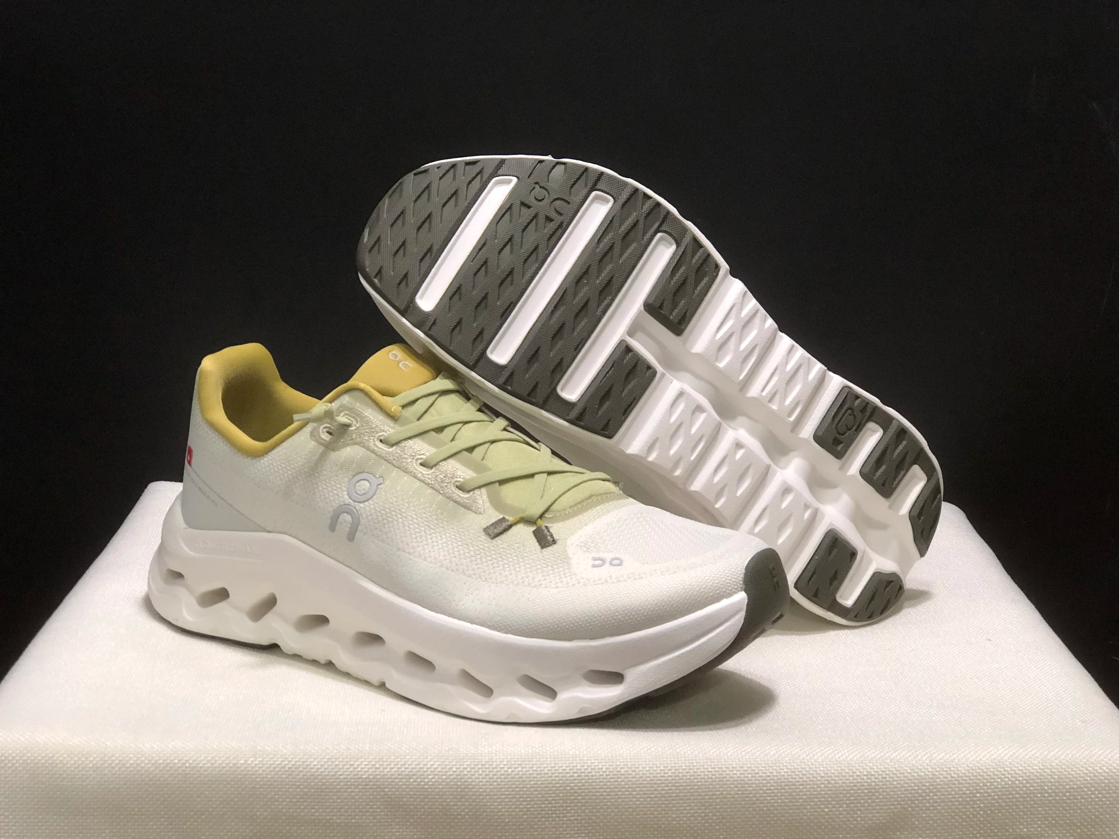 Running Cloudtilt Lightweight Wear-Resistant Comfortable Versatile Outsole Unisex on Cloud Men's Walking Style Shoes