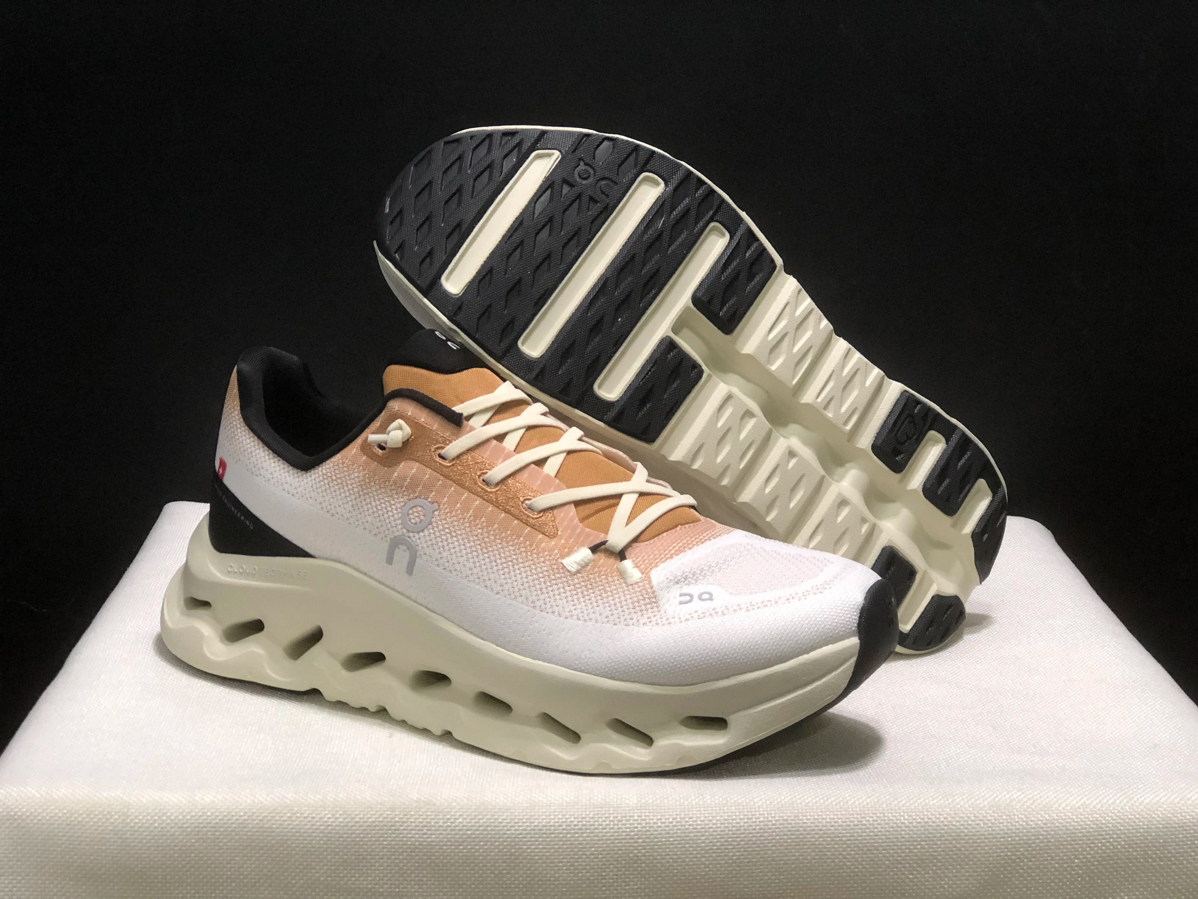 Running Cloudtilt Lightweight Wear-Resistant Comfortable Versatile Outsole Unisex on Cloud Men's Walking Style Shoes