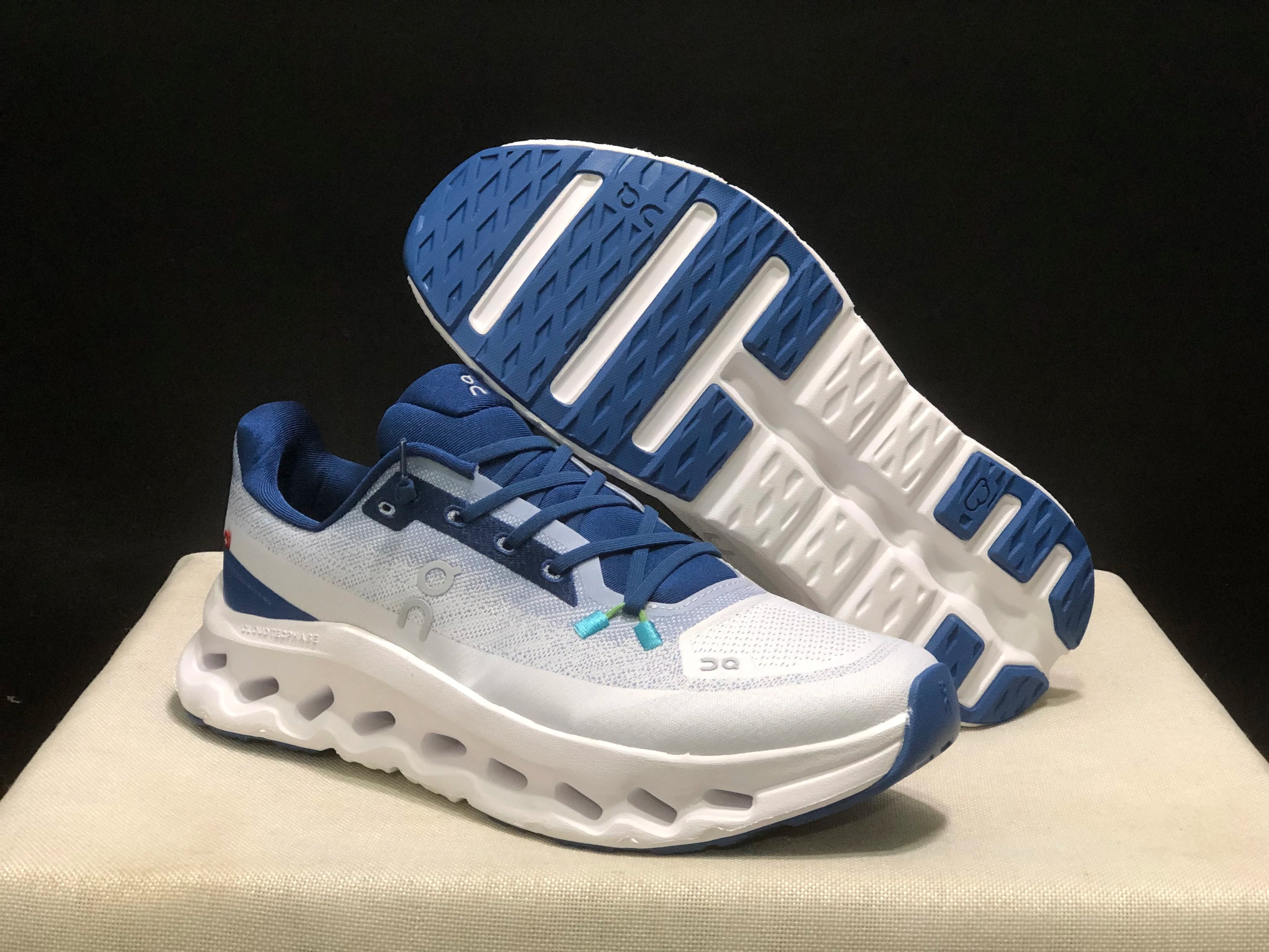 Running Cloudtilt Lightweight Wear-Resistant Comfortable Versatile Outsole Unisex on Cloud Men's Walking Style Shoes