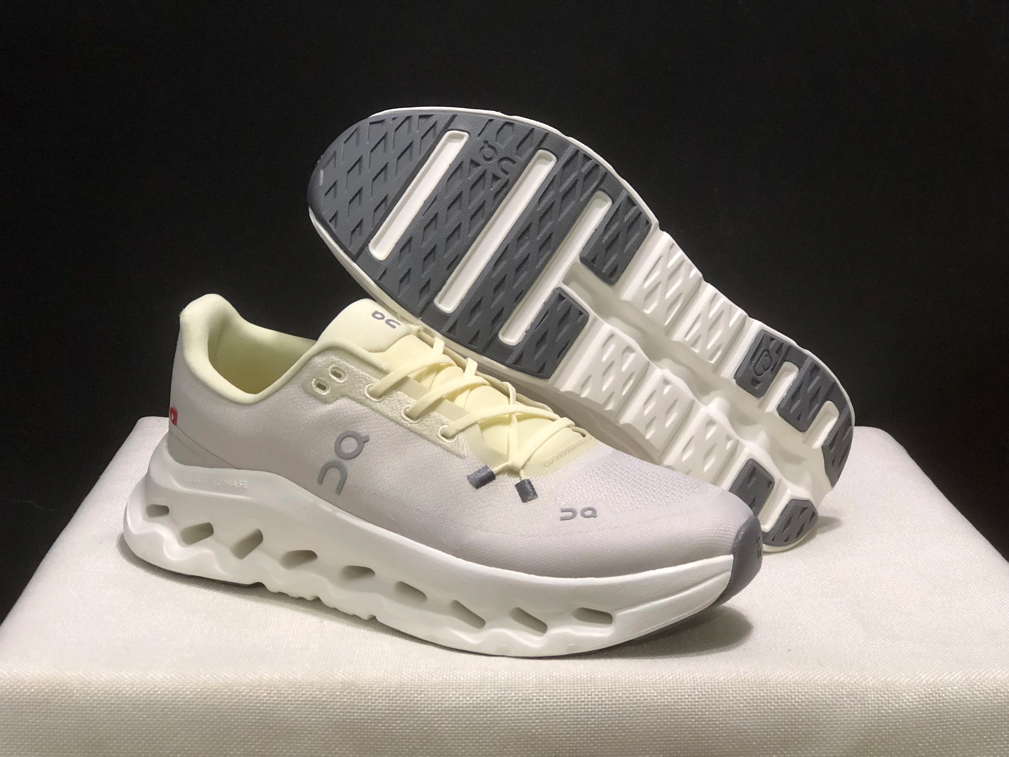Running Cloudtilt Lightweight Wear-Resistant Comfortable Versatile Outsole Unisex on Cloud Men's Walking Style Shoes