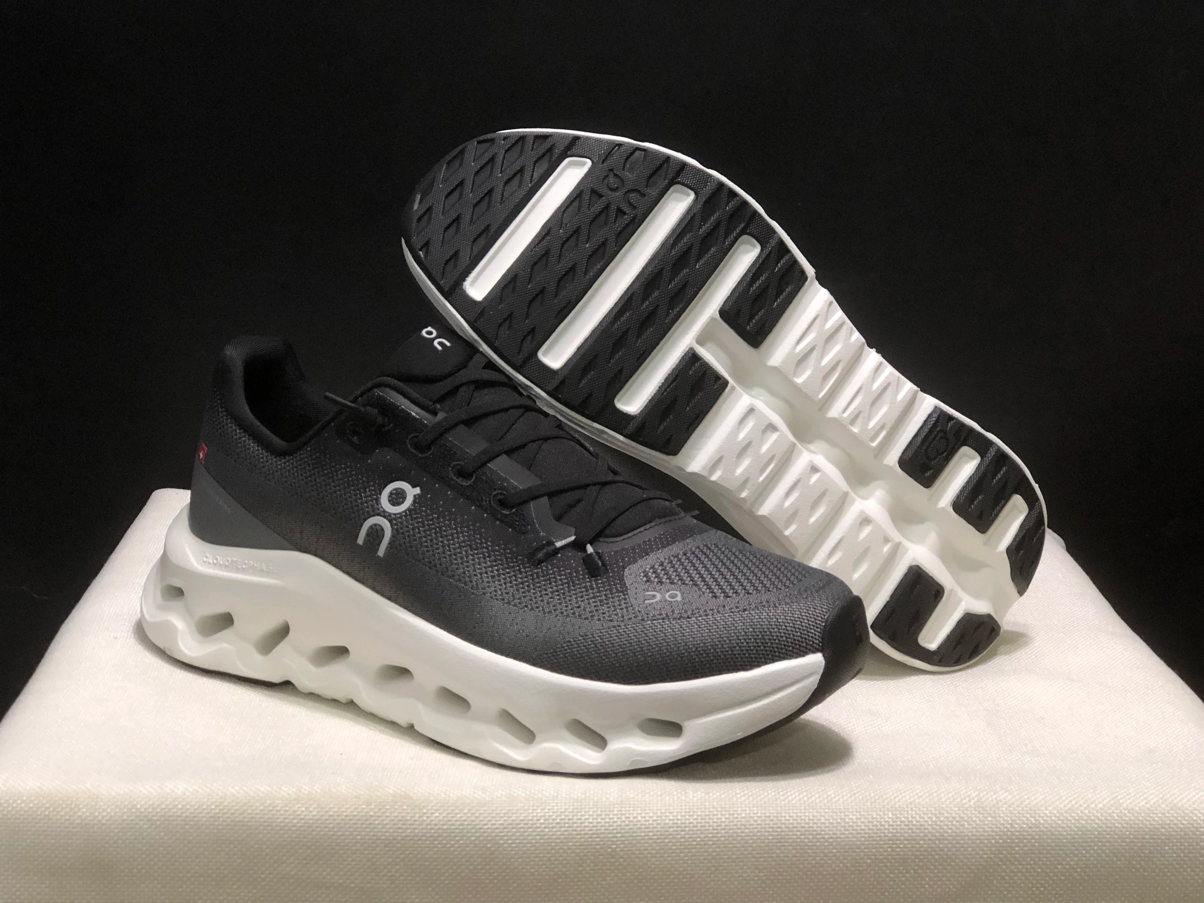 Running Cloudtilt Lightweight Wear-Resistant Comfortable Versatile Outsole Unisex on Cloud Men's Walking Style Shoes